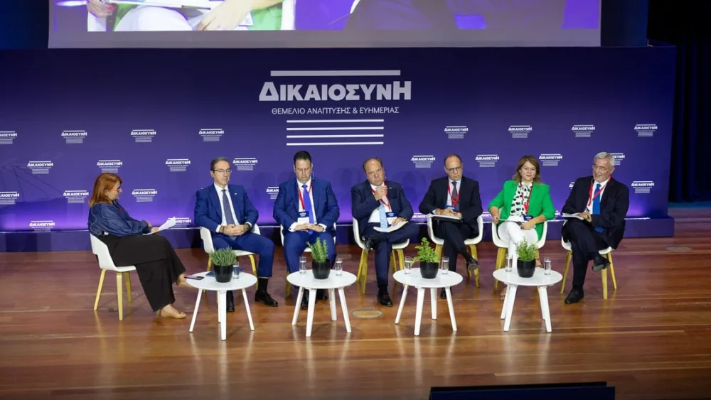 ​12.000 νέοι εκπαιδεύονται στη διαμεσολάβηση με πόρους του Ταμείου Ανάκαμψης