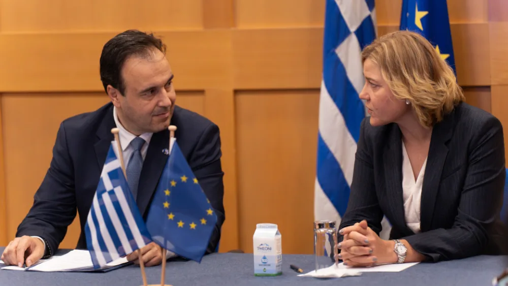 Με την Εκτελεστική Αντιπρόεδρο της Ευρωπαϊκής Επιτροπής συναντήθηκε ο Δ. Παπαστεργίου - Όλα όσα συζήτησαν