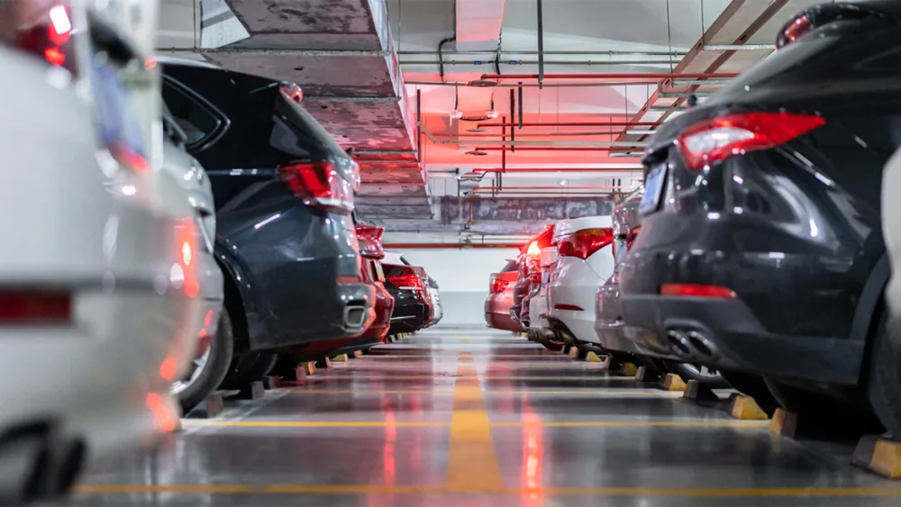 Ξέφυγαν... οι τιμές για μια θέση parking στην Αθήνα