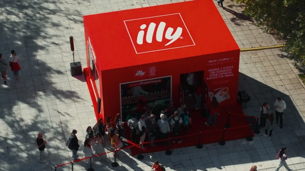 Ο illy έφερε το κοινό σε επαφή με την εμπειρία “Why We Make It” στην Πλατεία Συντάγματος