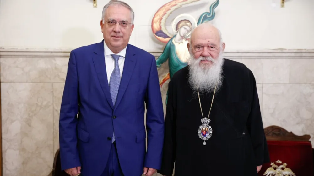 Ο Τάκης Θεοδωρικάκος συναντήθηκε με τον Αρχιεπίσκοπο Ιερώνυμο