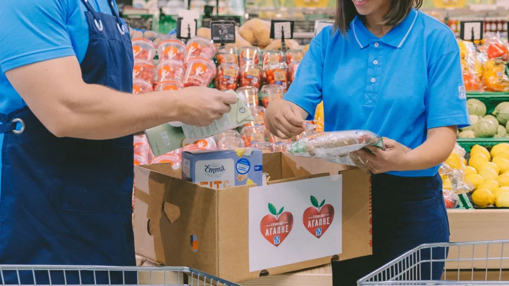 «Τρόφιμα Αγάπης»: Πώς η ΑΒ Βασιλόπουλος μειώνει τη σπατάλη και στηρίζει 123.000 ανθρώπους