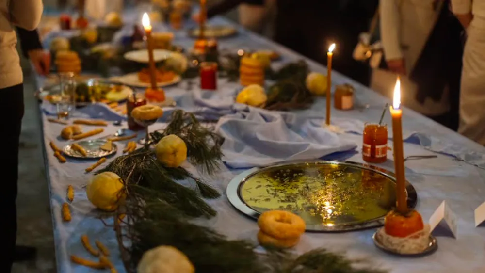 Οδεύουμε προς τα Χριστούγεννα και το Μουσείο Κυκλαδικής Τέχνης