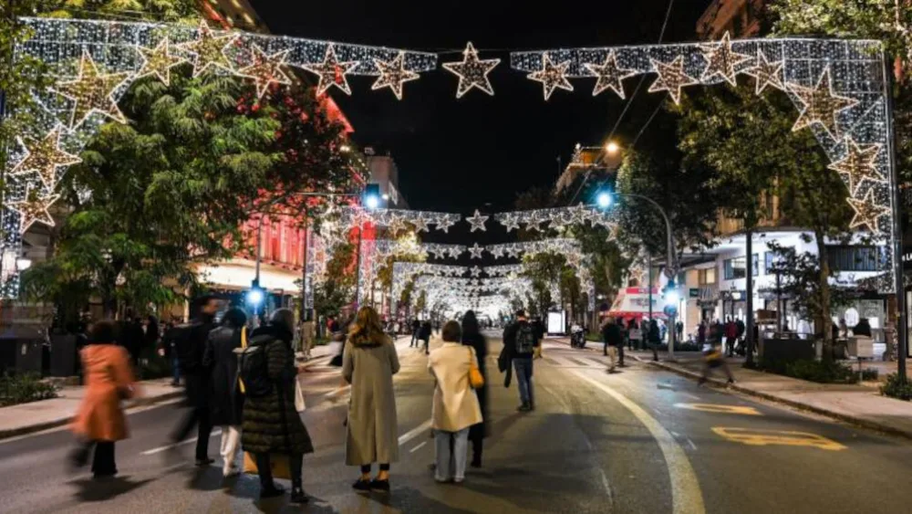 Αναλυτικά το φετινό εορταστικό ωράριο - Πλησιάζει η πρώτη Κυριακή του Δεκεμβρίου με ανοιχτά καταστήματα