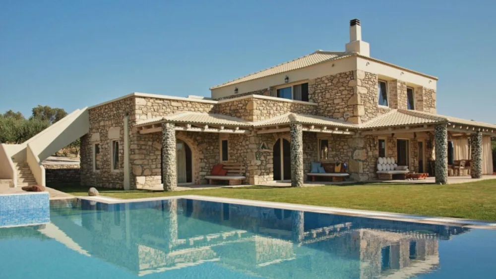 Πολυτελείς κατοικίες: Οι microlocations με υψηλή προστιθέμενη αξία επανακαθορίζουν τις επενδυτικές επιλογές στην Ελλάδα