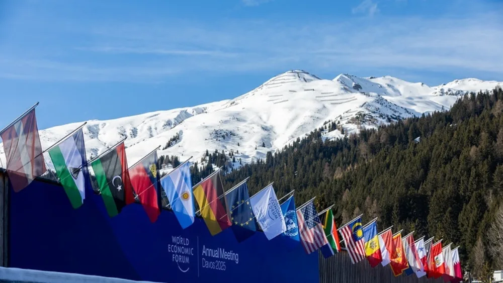 Davos Forum: Ο ιδρυτής Ελβετός Klaus Schwab, το όραμα της οικονομικής συνεργασίας για το κοινό καλό & ο καπιταλισμός των ενδιαφερομένων μερών