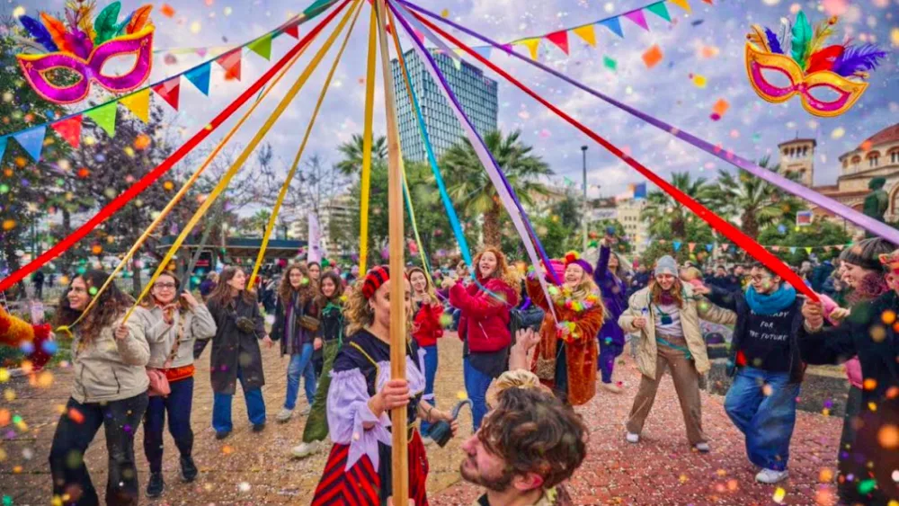 Πειραιάς: Από το γαϊτανάκι έως τους χαρταετούς δίπλα στη θάλασσα