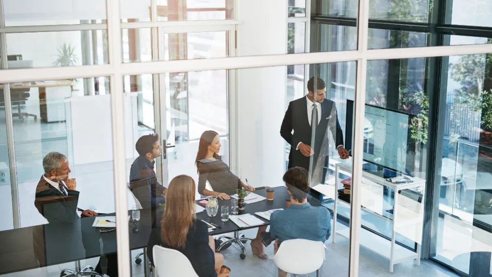 Το tableau vivant της ελληνικής ασφαλιστικής αγοράς