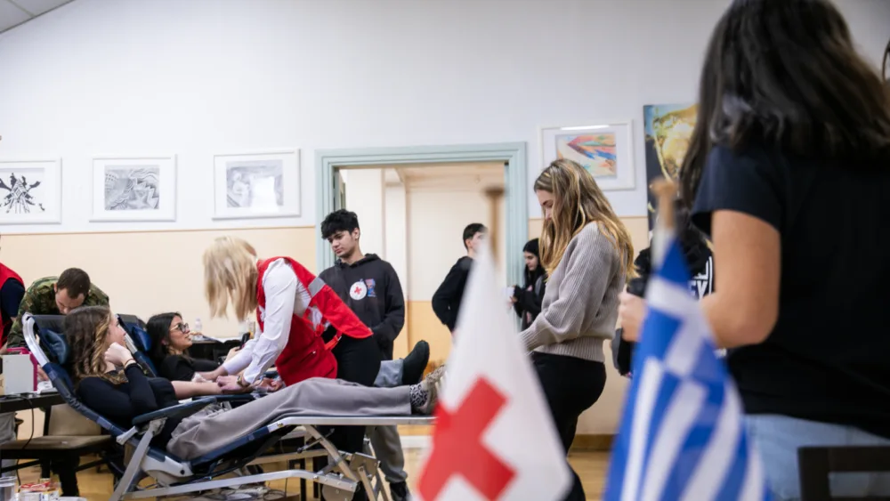 O Ελληνικός Ερυθρός Σταυρός πραγματοποίησε μεγάλη εθελοντική αιμοδοσία στο Αρσάκειο Ψυχικού