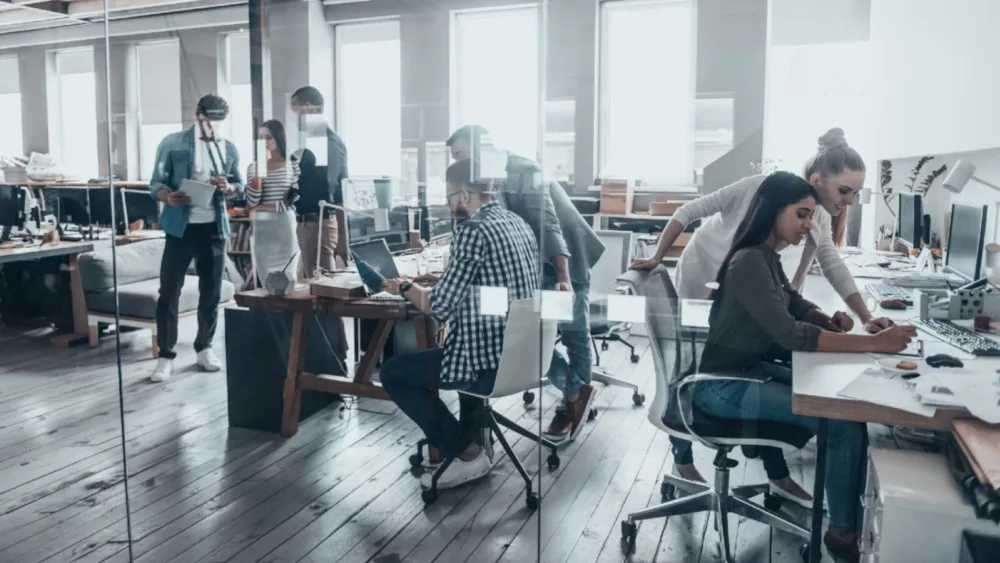 Απασχόληση στην Ελλάδα: Μια δύσκολη εργασιακή εξίσωση παρά τη θετική εικόνα των αριθμών