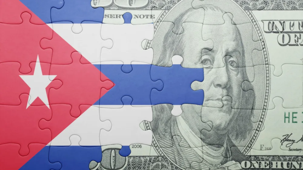 Κούβα: Πώς οι πετρελαϊκές κυρώσεις των ΗΠΑ προκαλούν συναλλαγματική «ασφυξία» & μακροοικονομική αστάθεια στο νησί της Επανάστασης