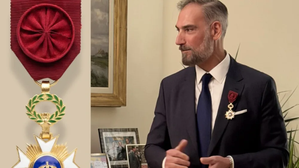 Ο Λεωνίδας Ισσόπουλος της UCB Ελλάδας τιμήθηκε με τον βαθμό του Αξιωματικού του Τάγματος του Στέμματος του Βελγίου