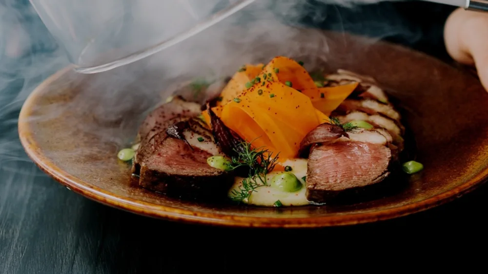 Dine Athens by Alpha Bank, με την υποστήριξη της Visa: 10 χρόνια παρουσίας συμπληρώνει φέτος η μεγαλύτερη γαστρονομική εμπειρία της πόλης