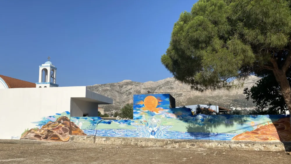 Skroutz: Μια διαδρομή προσφοράς στα σχολεία της ελληνικής περιφέρειας