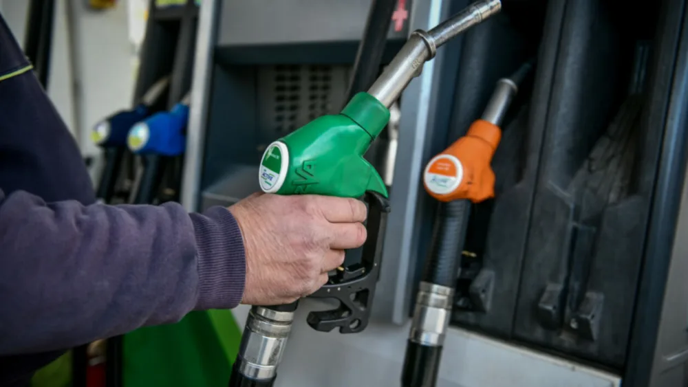 Καύσιμα: Πώς διαμορφώνεται η τιμή του diesel μετά την επιδότηση του Αυγούστου