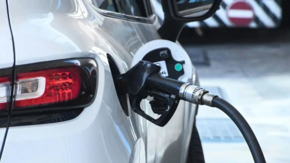 Τα βασικά σημεία για την επιδότηση καυσίμων – Η διαδικασία αιτήσεων για το Fuel Pass, οι προϋποθέσεις και τα ποσά ενίσχυσης