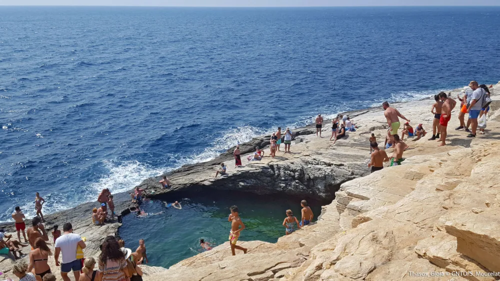 Ο ΕΟΤ και η JET2 ανακοινώνουν τη Θάσο ως νέο προορισμό για το έτος 2027