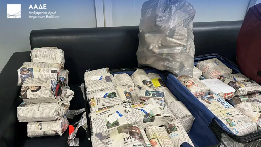 Η ΑΑΔΕ προχώρησε στην κατάσχεση 43 κιλών λαθραίων πούρων Αβάνας, αξίας 440.000 ευρώ, στο Ελ. Βενιζέλος