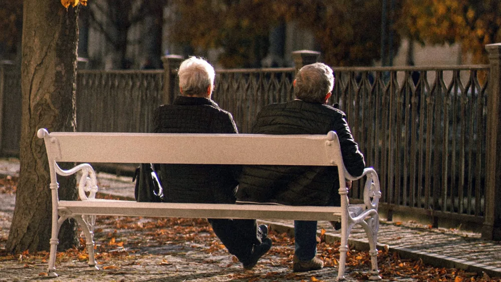 ΕΛΣΤΑΤ: Αύξηση 5,8% στις κοινωνικές παροχές το 2023 – Στα 47,9 δισ. ευρώ η συνολική δαπάνη