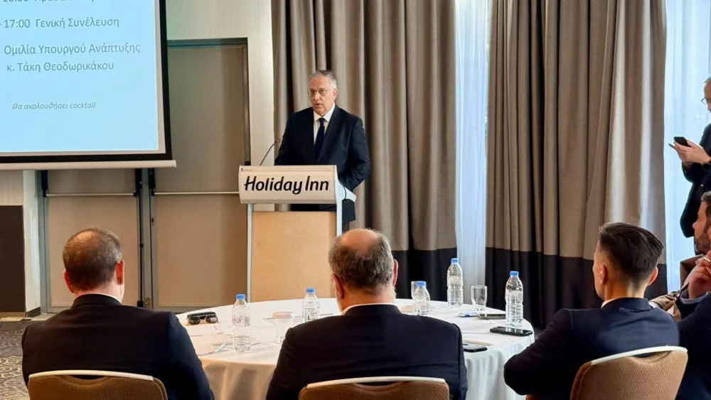 Τάκης Θεοδωρικάκος: «Στηρίζουμε με σχέδιο και αποτελέσματα τη βιομηχανία αλουμινίου»