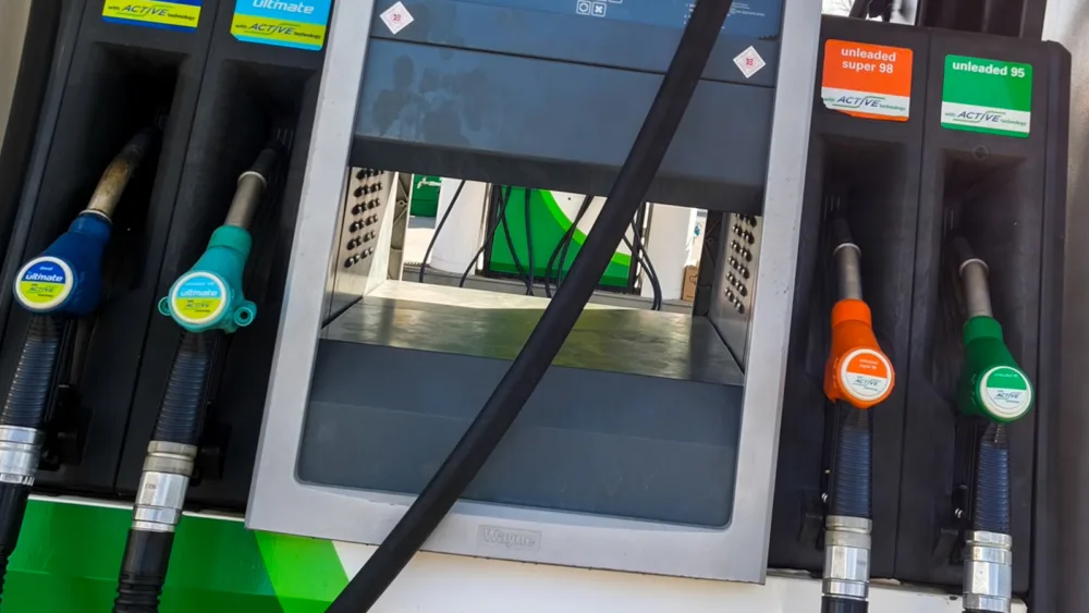 Ξανά σε λειτουργία από σήμερα η πλατφόρμα για το Fuel Pass μετά τα χθεσινά προβλήματα – Ποια ΑΦΜ μπορούν να υποβάλουν αίτηση