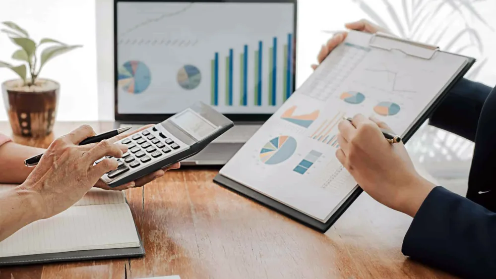 Το πιο ακριβό λάθος που κάνουν οι ιδιοκτήτες επιχειρήσεων: Να συγχέουν τον τζίρο με την υγεία της επιχείρησής τους