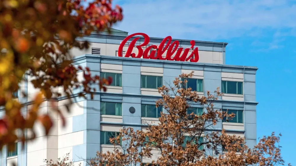 Ισχυρή άνοδος για τη Bally’s Intralot το 2025 με έσοδα 518 εκατ. ευρώ και σχέδια εξαγοράς της Evoke στη Μ. Βρετανία