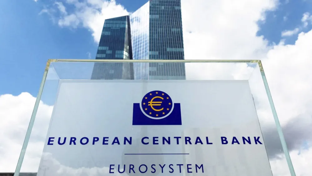 Ευρωζώνη: Αυξάνεται η ρευστότητα, ενισχύονται τα δάνεια προς επιχειρήσεις