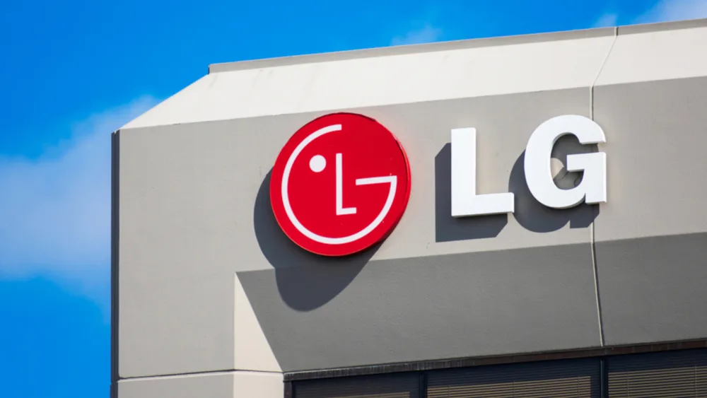 Η LG Business επεκτείνει τη συνεργασία της με τον Σύνδεσμο Ελληνικών Τουριστικών Επιχειρήσεων