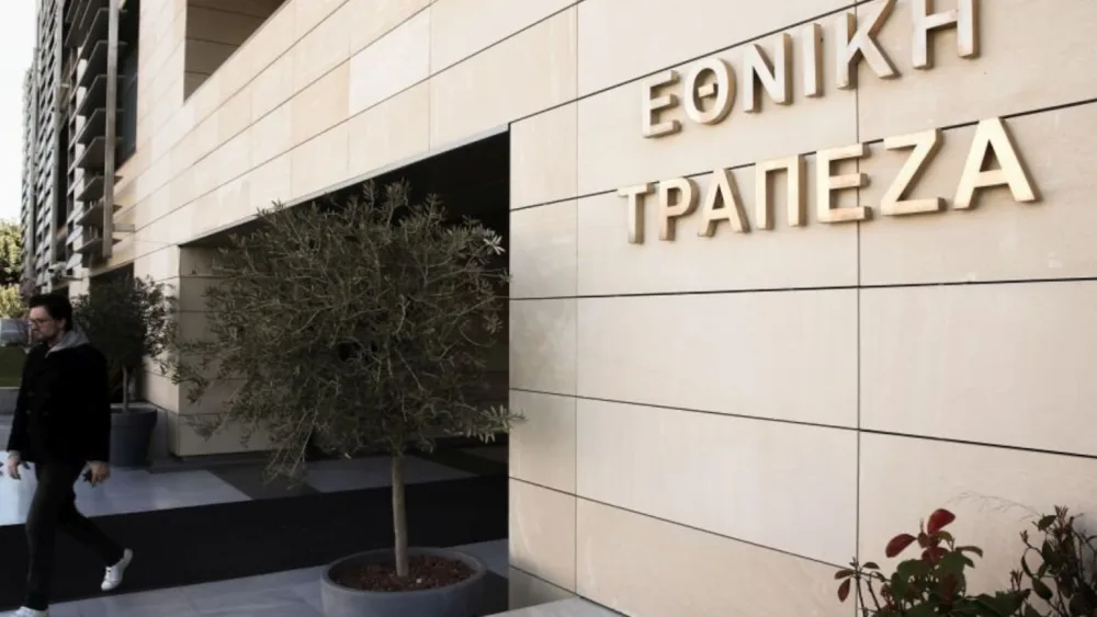 ΕΤΕ: Η Εθνική αγοράζει 450 εκατ. ευρώ παραγωγή, ισχυρή πρόσβαση στις διεθνείς αγορές και εποπτικά κεφάλαια για το κομμάτι που της αναλογεί