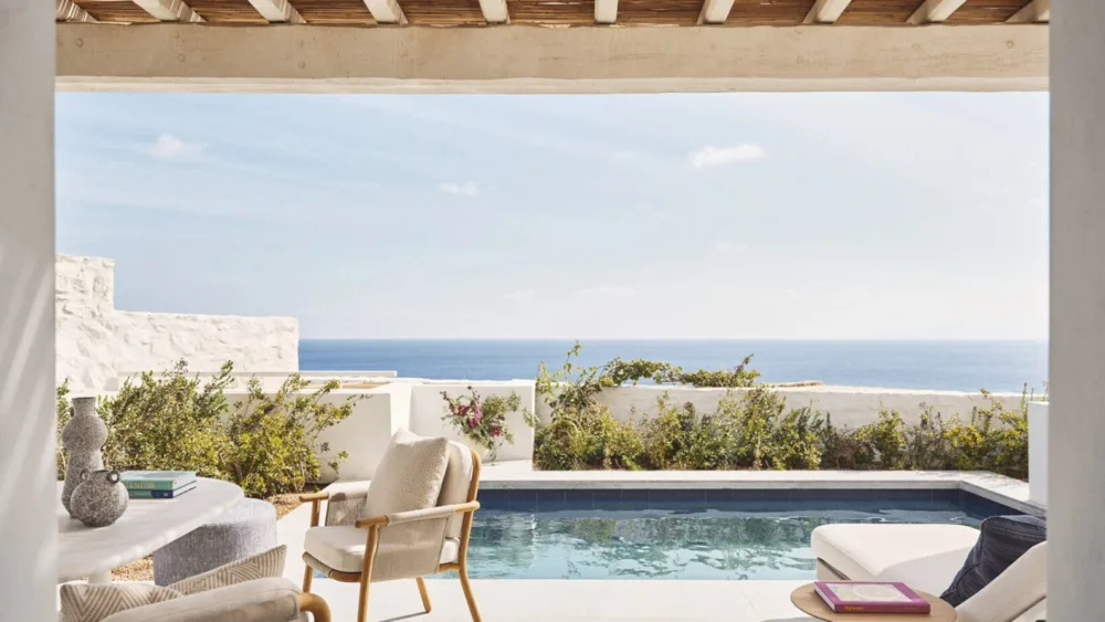 Το Four Seasons Hotel Mykonos άνοιξε τις κρατήσεις για την πρώτη του θερινή σεζόν
