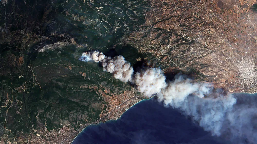 Η «ασπίδα» των ελληνικών δορυφόρων απέναντι στις πυρκαγιές