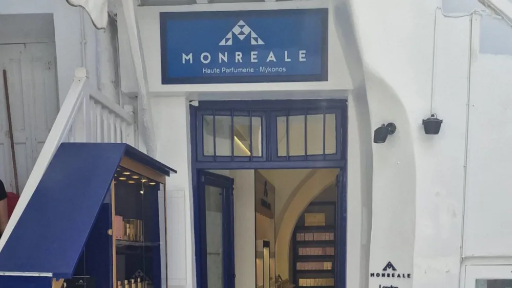 Η MONREALE επιστρέφει στο νησί της Μυκόνου για δεύτερη συνεχόμενη χρονιά