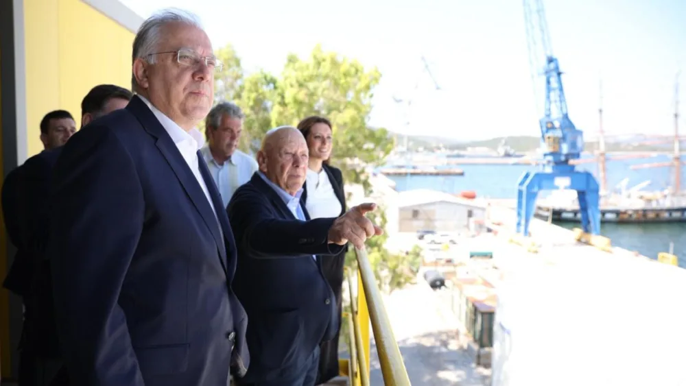 Θεοδωρικάκος από Ναυπηγεία Σκαραμαγκά: «Εθνικό στοίχημα η ναυπηγική βιομηχανία για την παραγωγική Ελλάδα»