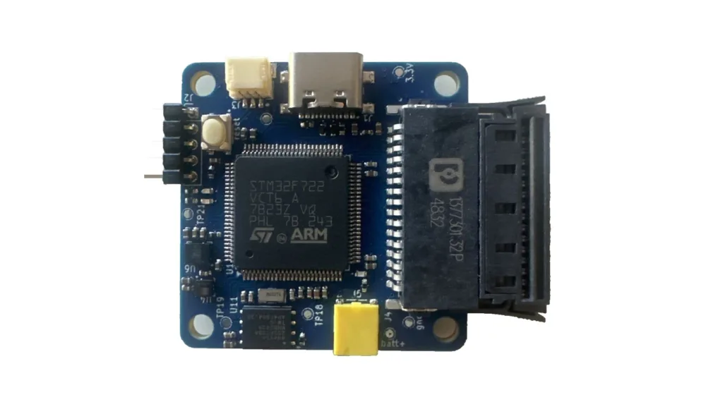 Η ResilienceTech παρουσιάζει τον πρώτο flight controller που σχεδιάζεται και παράγεται εξ’ ολοκλήρου στην Ελλάδα