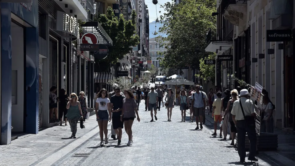 Ο υψηλός πληθωρισμός στην Ελλάδα, η ανάπτυξη του γ’ τριμήνου και τα διλήμματα της ΕΚΤ