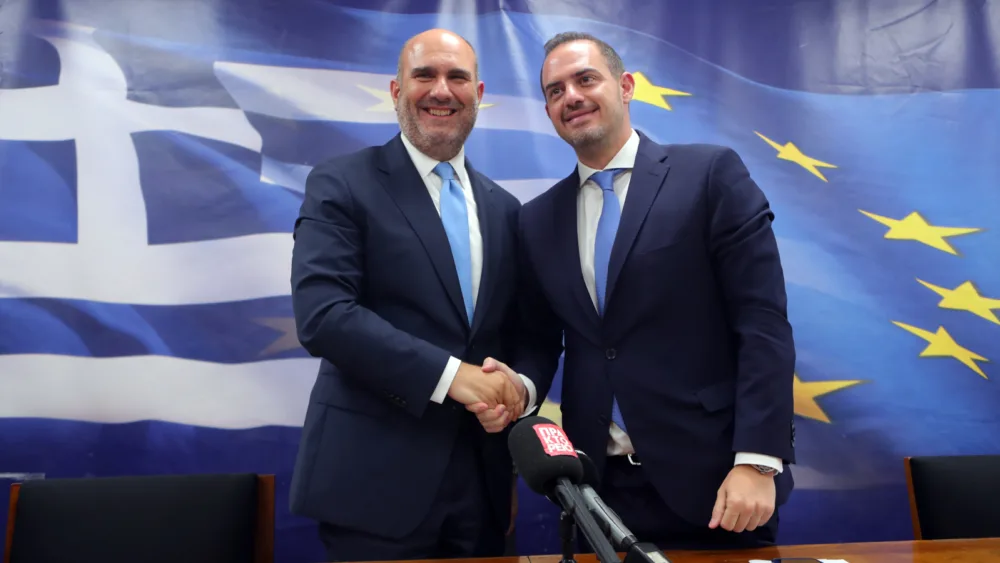 Τελετή παράδοσης- παραλαβής στο υφυπουργών στο ΥΠΟΙΚ - Τον Γ. Κώτσηρα διαδέχεται ο Δ. Μαρκόπουλος