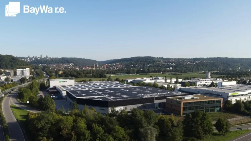BayWa r.e. Solar Trade Ελλάδας και MES Energy ενώνουν δυνάμεις σε έργο C&I με 10 συστημάτα αποθήκευσης ενέργειας της Huawei Digital Power