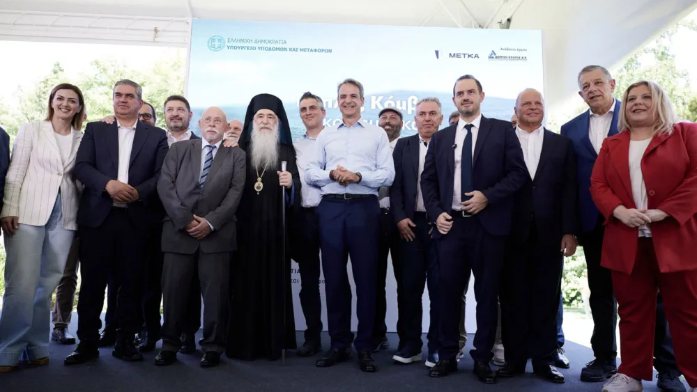 Σκαραμαγκάς: Υπεγράφη η σύμβαση για τον Τριπλό Κόμβο