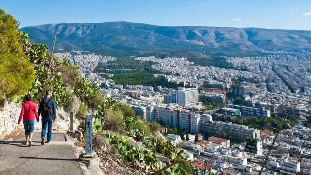 Αθήνα: Το κόστος ζωής απορροφά το 99,5% του μισθού