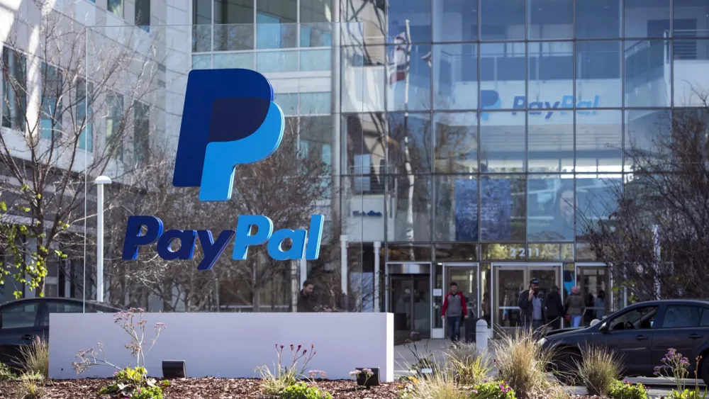 Stripe και Advent προσφέρουν 53 δισ. δολάρια για την PayPal – Τι αλλάζει στις ψηφιακές πληρωμές