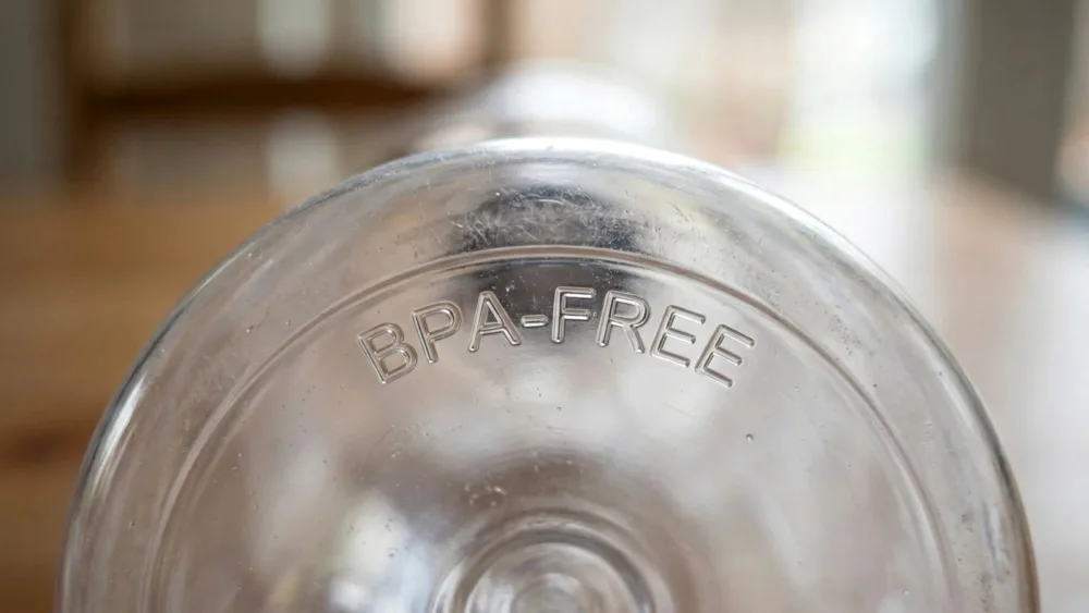 Απαγόρευση της BPA στις Συσκευασίες Τροφίμων: Πότε Εφαρμόζεται και Ποιους Αφορά