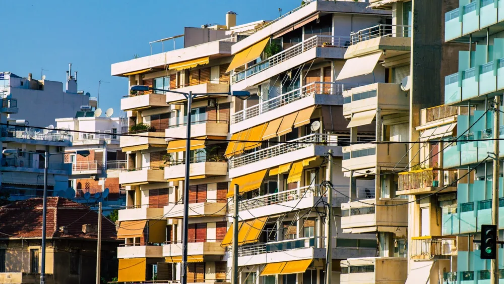 ΑΑΔΕ: Έως τις 30 Ιουλίου η προθεσμία για την υποβολή Δηλώσεων Βραχυχρόνιας Διαμονής Ιουνίου