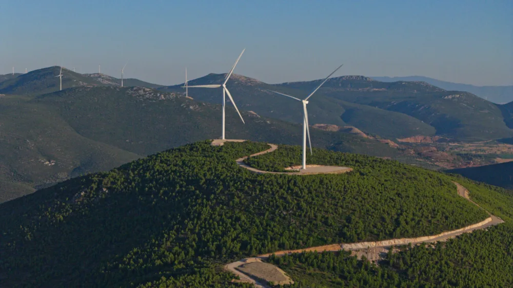 Η FARIA Renewables  ηλεκτροδοτεί το αιολικό πάρκο Faria Αίολος Λάρυμνα