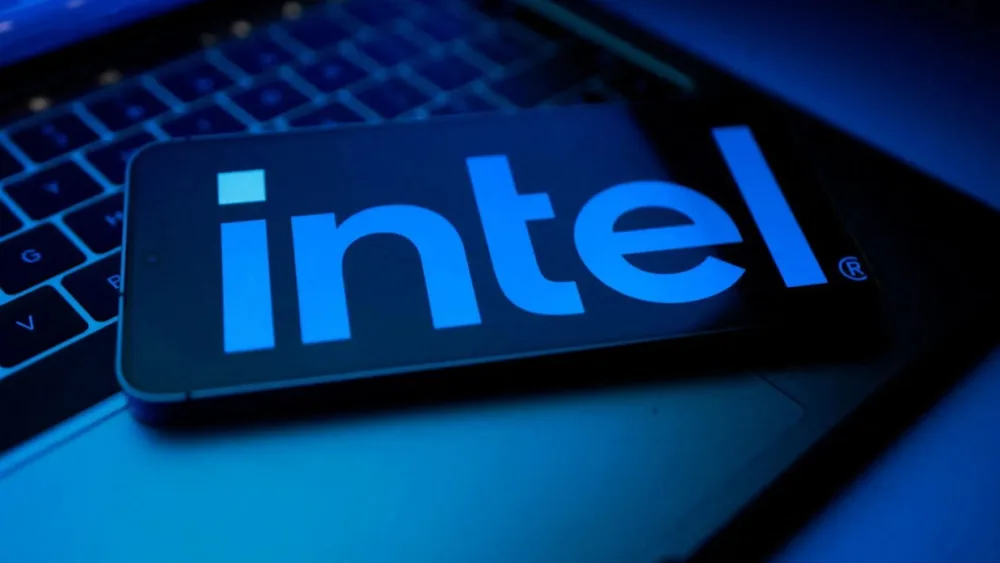 Intel: Άντλησε 20 δισ. δολάρια με ισχυρή ζήτηση για τη νέα έκδοση μετοχών
