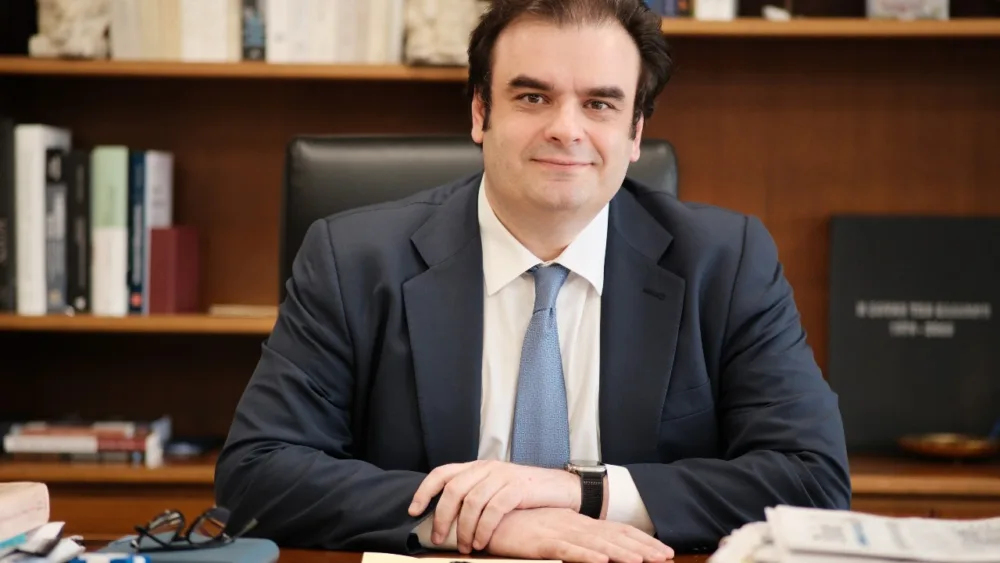 Πιερρακάκης: «Τον Οκτώβριο θα είμαστε εδώ» για το πετρέλαιο θέρμανσης