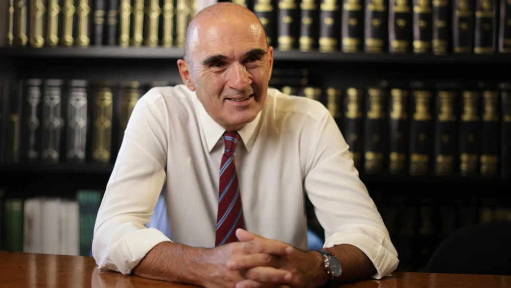 Κώδικας Δικηγόρων: Υποχρεωτική παράσταση δικηγόρου για δικαιοπραξίες άνω των 50.000 ευρώ