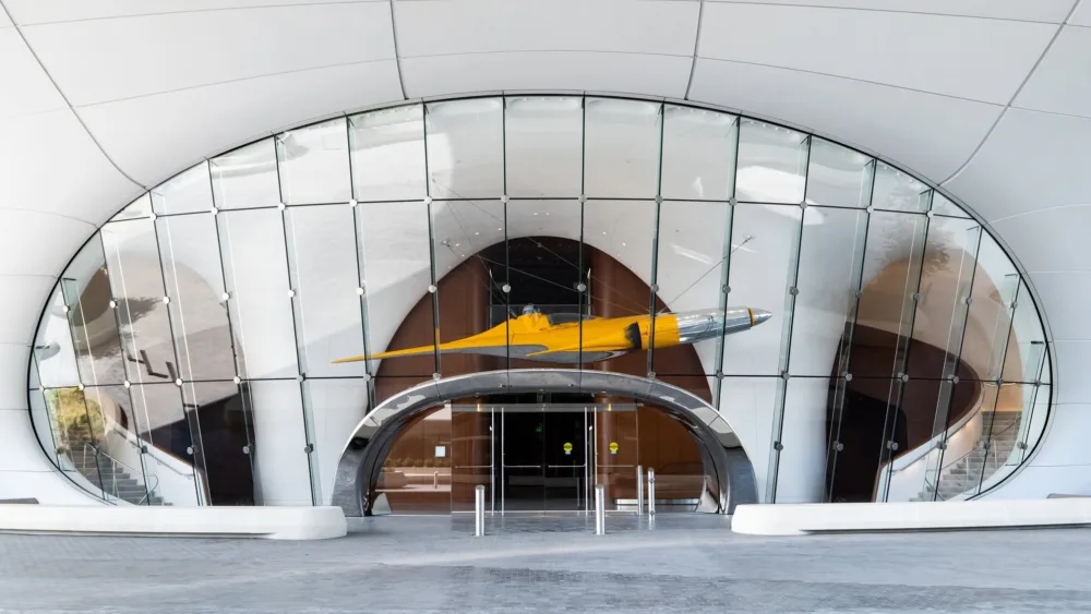 Πέρα από το Star Wars: Το Lucas Museum of Narrative Art τιμά την τέχνη της εικαστικής αφήγησης