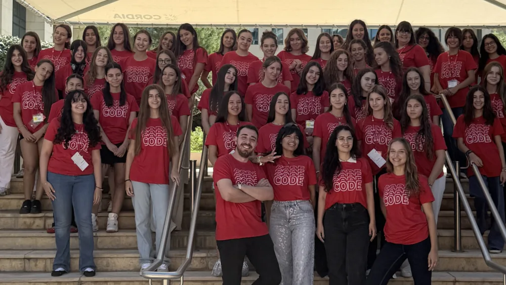 Έλαβε τέλος ο 10ος κύκλος του εκπαιδευτικού προγράμματος Code Like a Girl της Vodafone