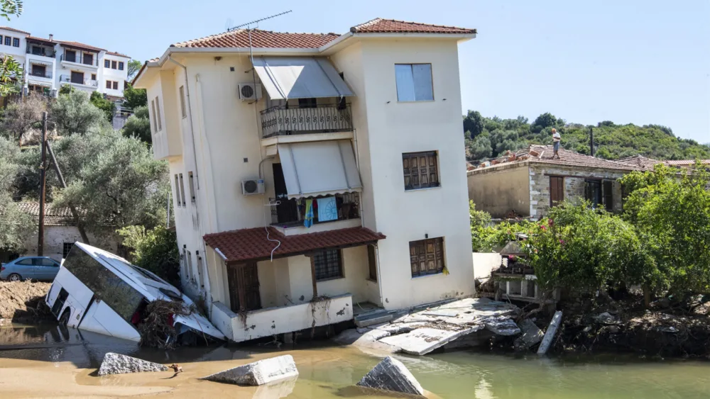 Αυξάνονται μεν οι ασφαλίσεις κατά φυσικών καταστροφών αλλά υπάρχει ακόμη «ασφαλιστικό κενό»